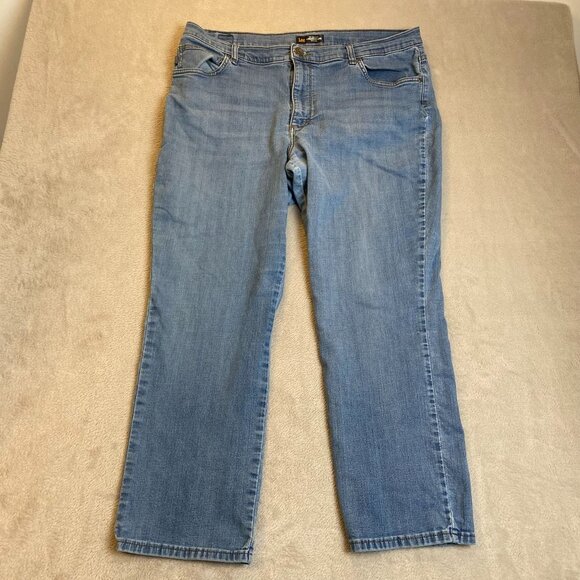 Wrangler Women's Jeans Size 18 Short Light Wash Straight Leg - Picture 10 of 10